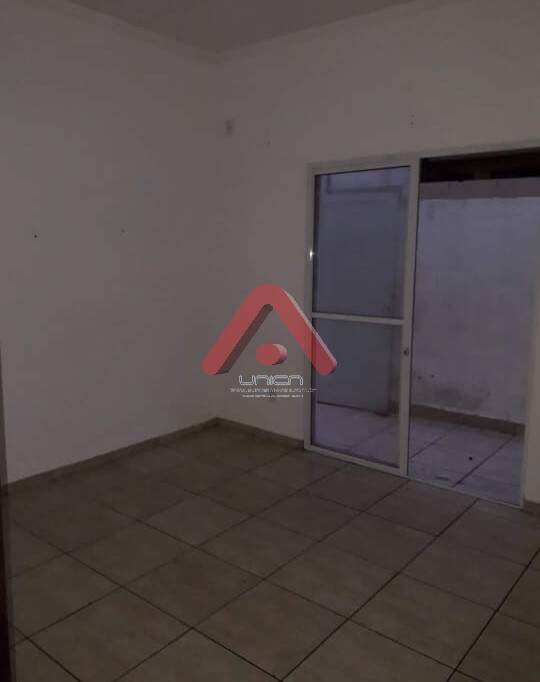 Casa, 2 quartos, 47 m² - Foto 2